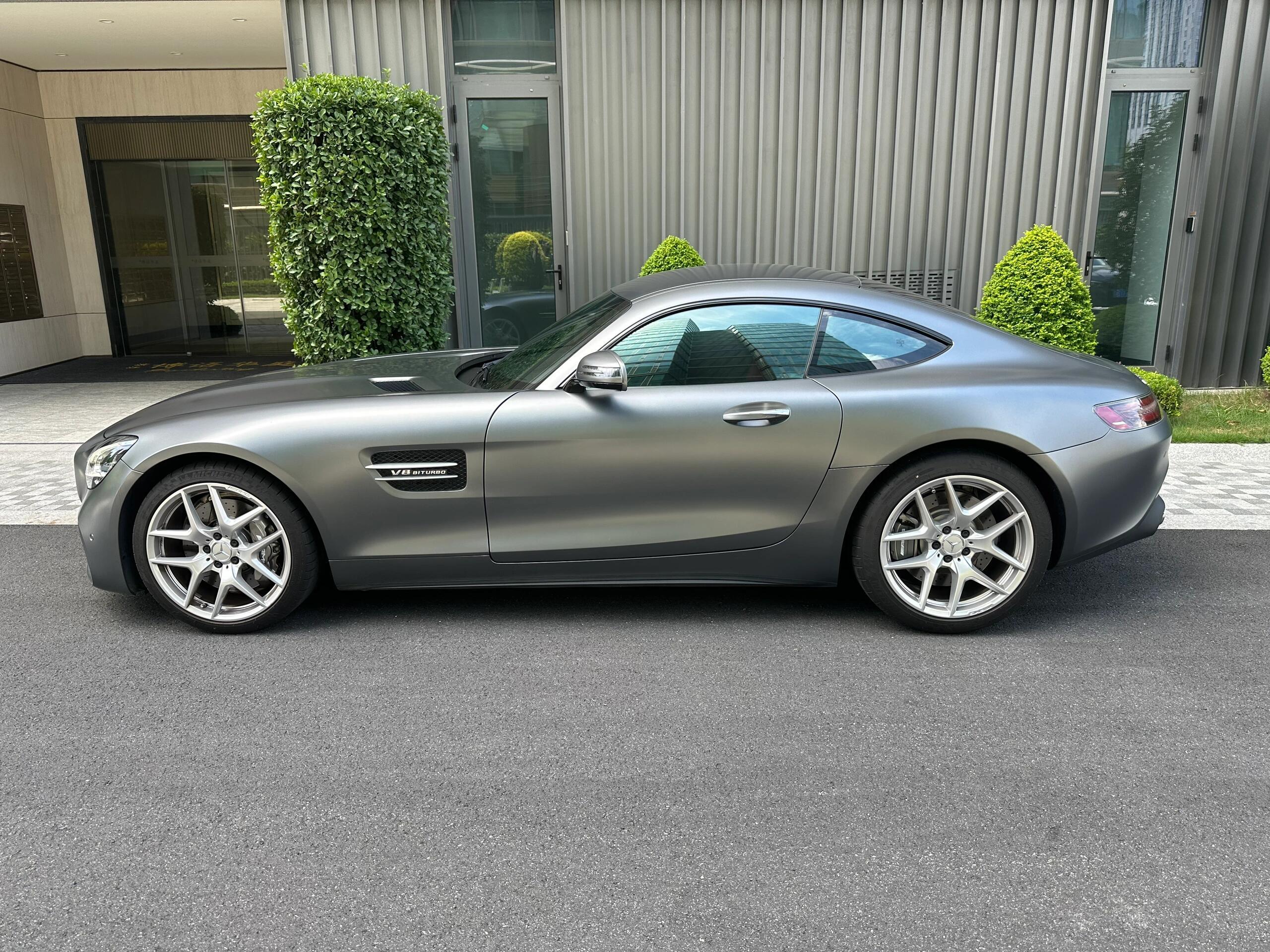 二手奔驰 AMG GT 银色/红色 2019款