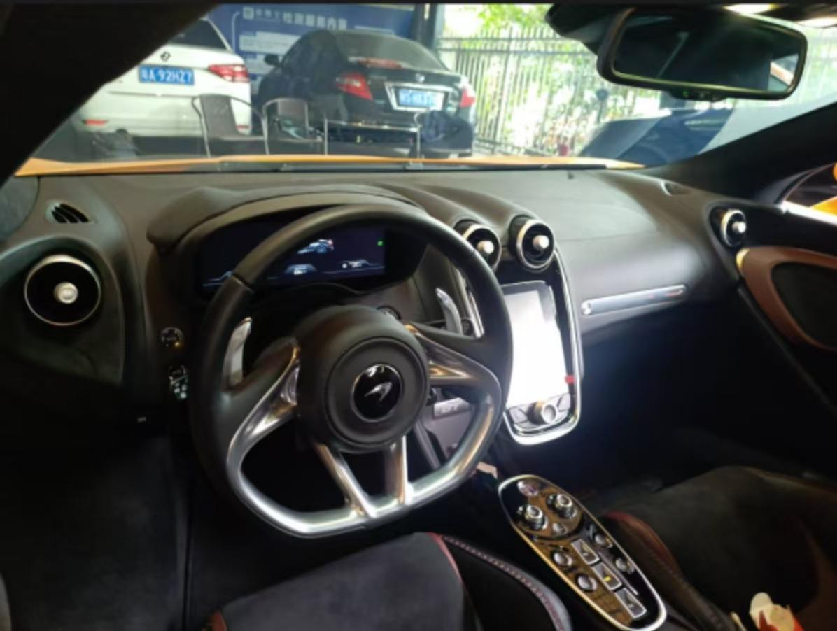 二手迈凯伦 迈凯伦GT 黄色/黑色 2022款 4.0T 先锋版