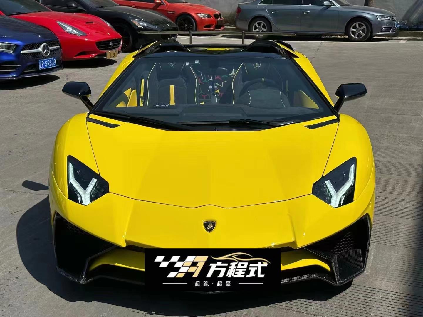 二手兰博基尼 Aventador 黄色/黄色 2013款 LP 700-4 Roadster