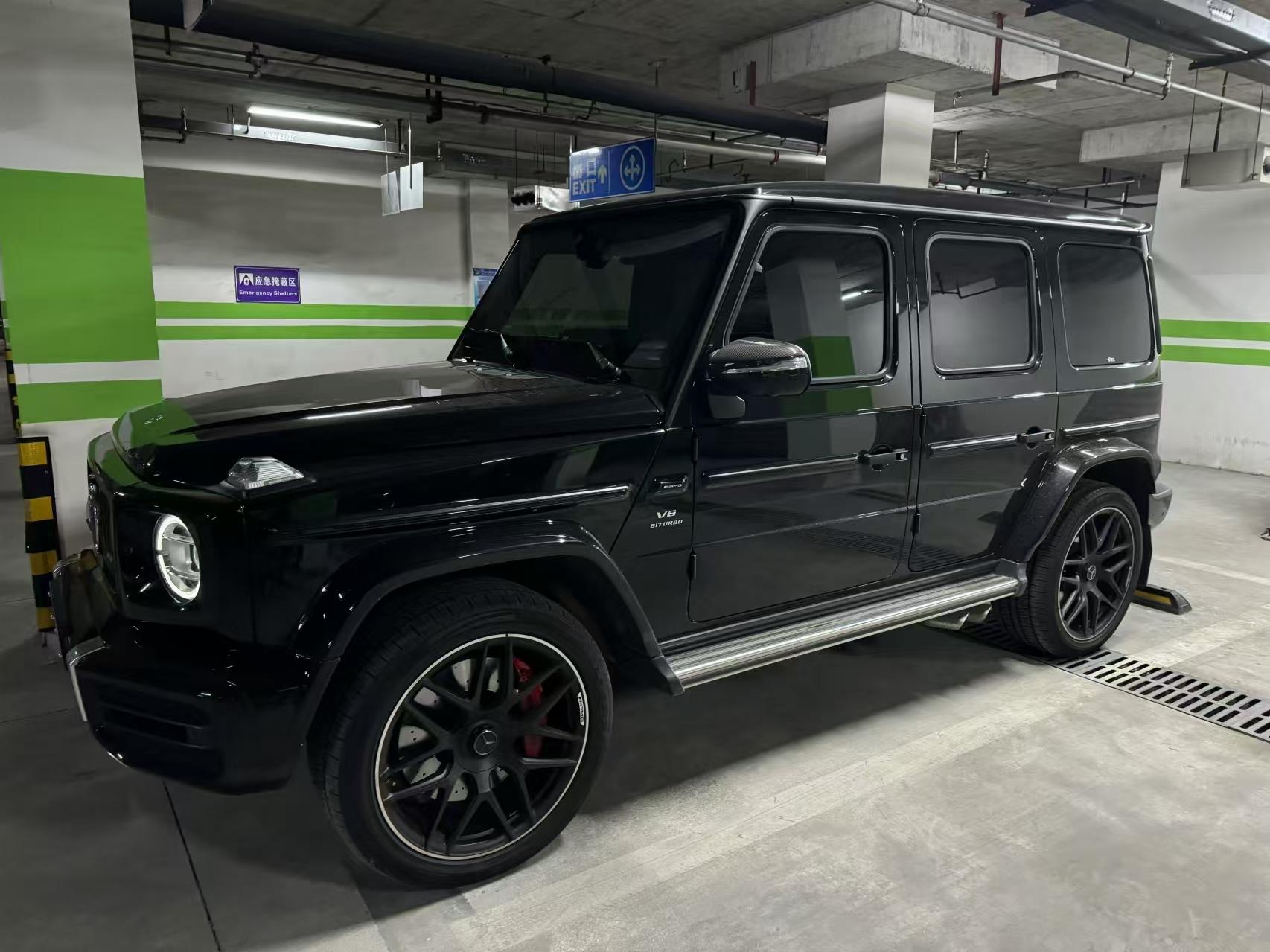 二手奔驰 G级AMG 黑色/红黑 2023款 AMG G 63