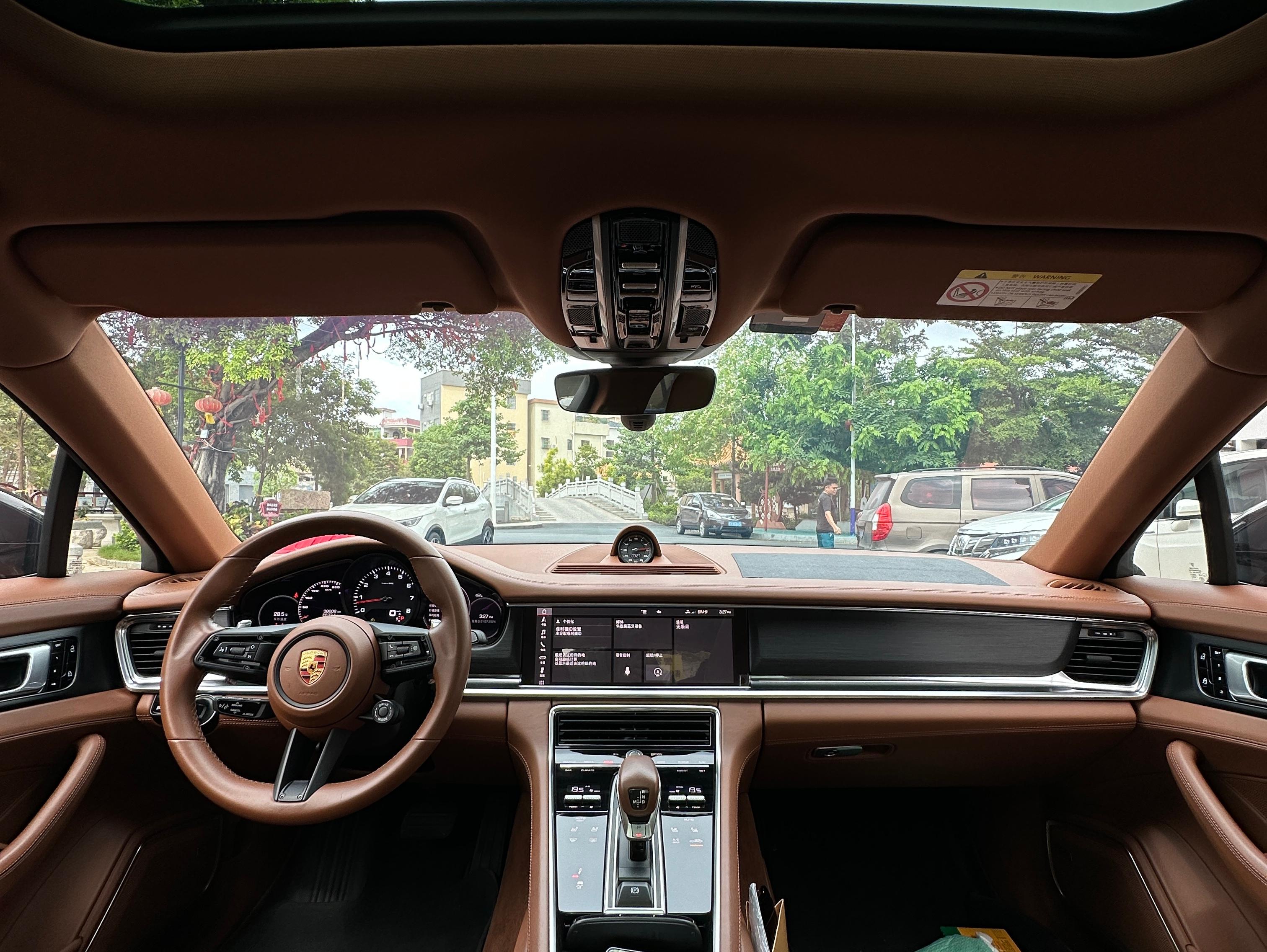 二手保时捷 Panamera 黑色/棕色 2021款 Panamera 2.9T