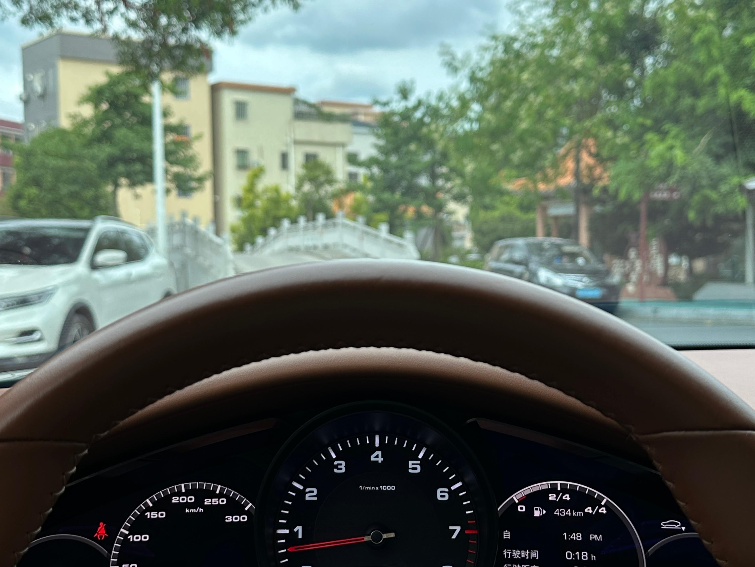 二手保时捷 Panamera 黑色/棕色 2021款 Panamera 2.9T