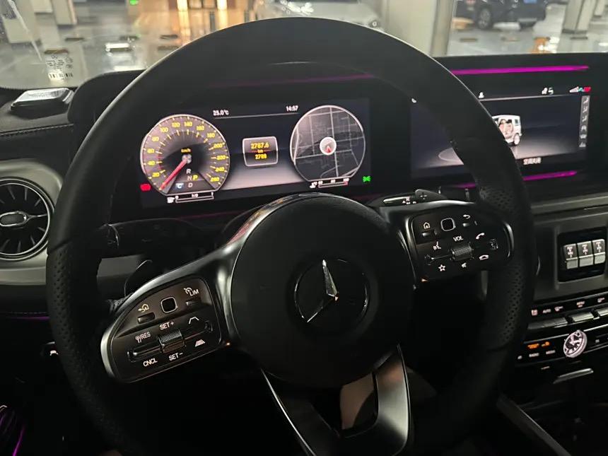 二手奔驰 奔驰G级 黑色/黑色 2023款 G500