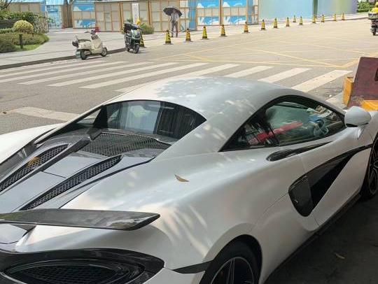 二手迈凯伦 540C 橙色/黑色 2015款 3.8T Coupe