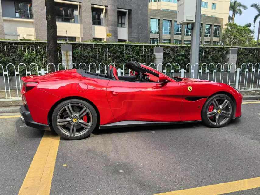 二手法拉利 Portofino 红色/红色 2018款 3.9T