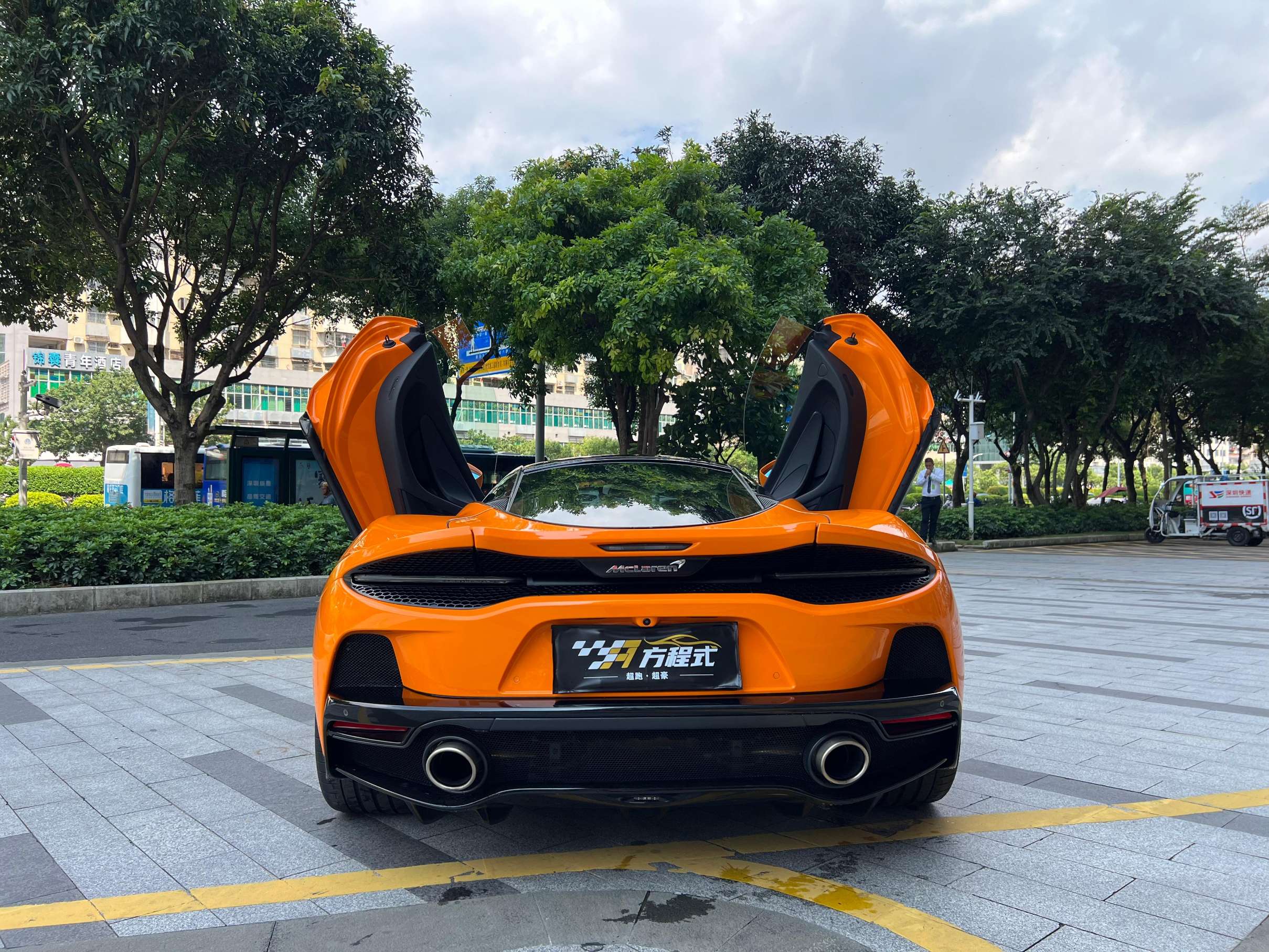 二手迈凯伦 迈凯伦GT 黄色/黑色 2019款 4.0T 标准型