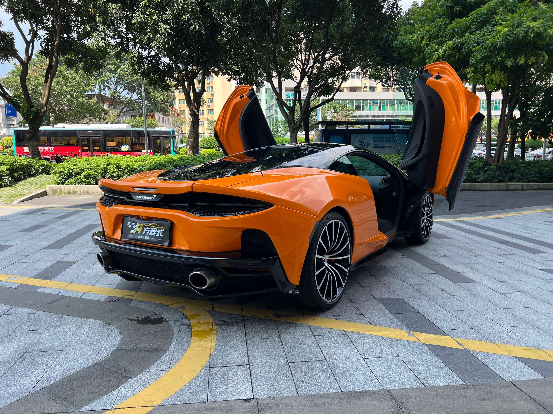 二手迈凯伦 迈凯伦GT 黄色/黑色 2019款 4.0T 标准型