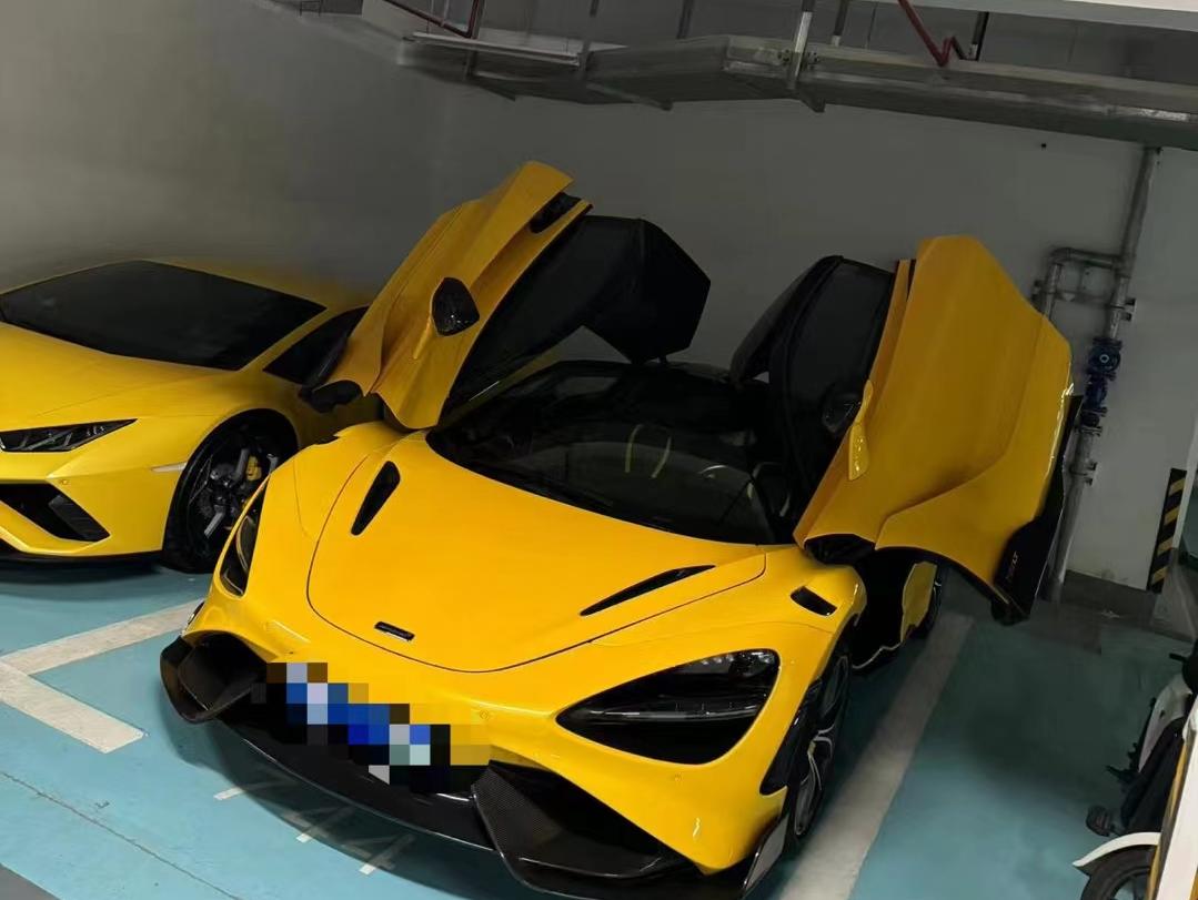 二手迈凯伦 720S 黄色/黑黄 2018款 4.0T Coupe
