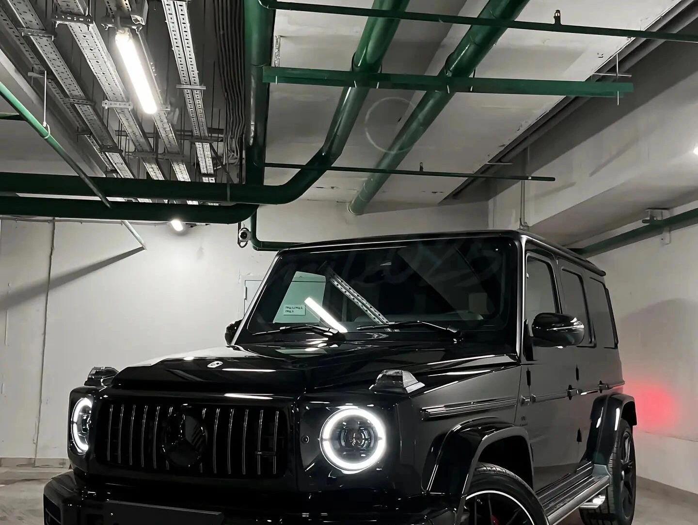 二手奔驰 G级AMG 黑色/黑红 2016款 AMG G 63