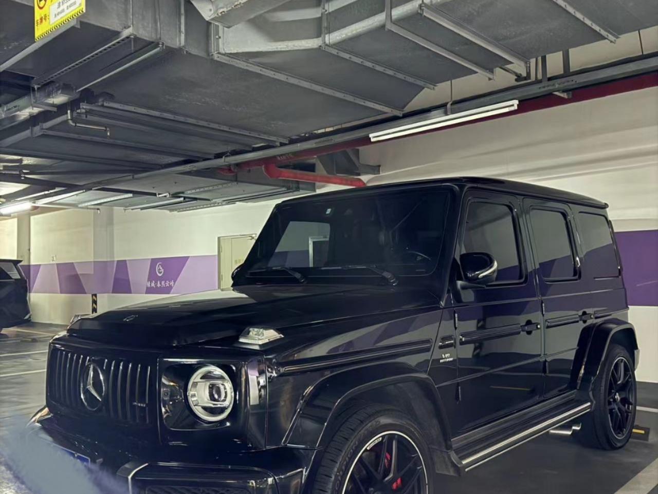 二手奔驰 G级AMG 黑色/黑红 2016款 AMG G 63