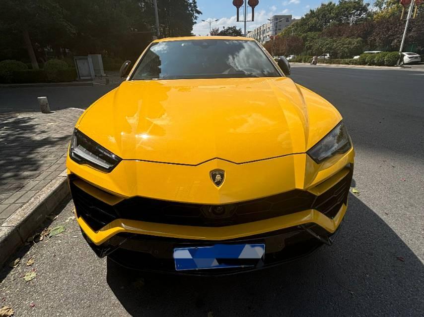 二手兰博基尼 Urus 黄色/黄黑 2021款 4.0T V8
