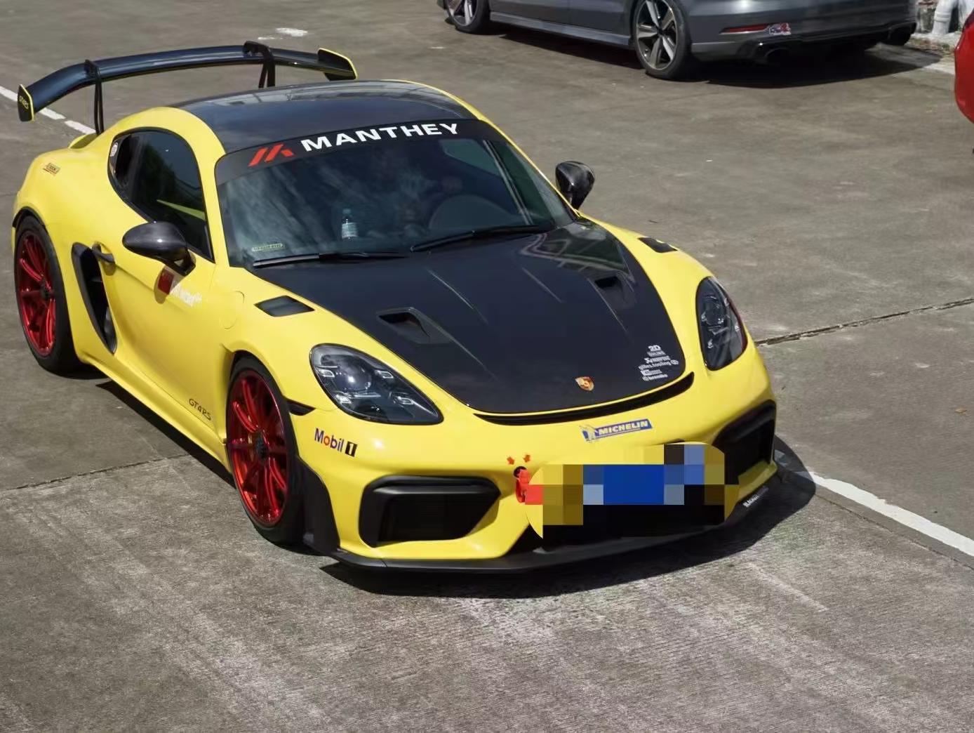 二手保时捷 718 黄色/黑色 保时捷718Cayman GT4 RS  中规版
