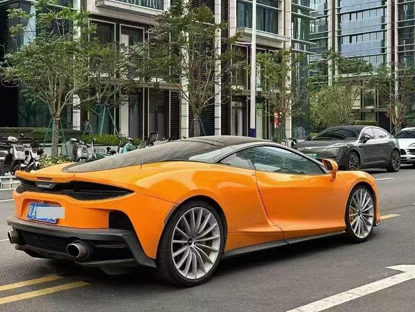 二手迈凯伦 迈凯伦GT 黄色/黑色 2022款 4.0T 先锋版