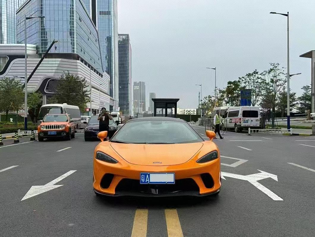 二手迈凯伦 迈凯伦GT 黄色/黑色 2022款 4.0T 先锋版