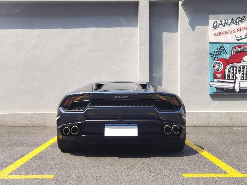 二手兰博基尼 Huracán 黑色/黄色 2016款 Huracán LP580-2