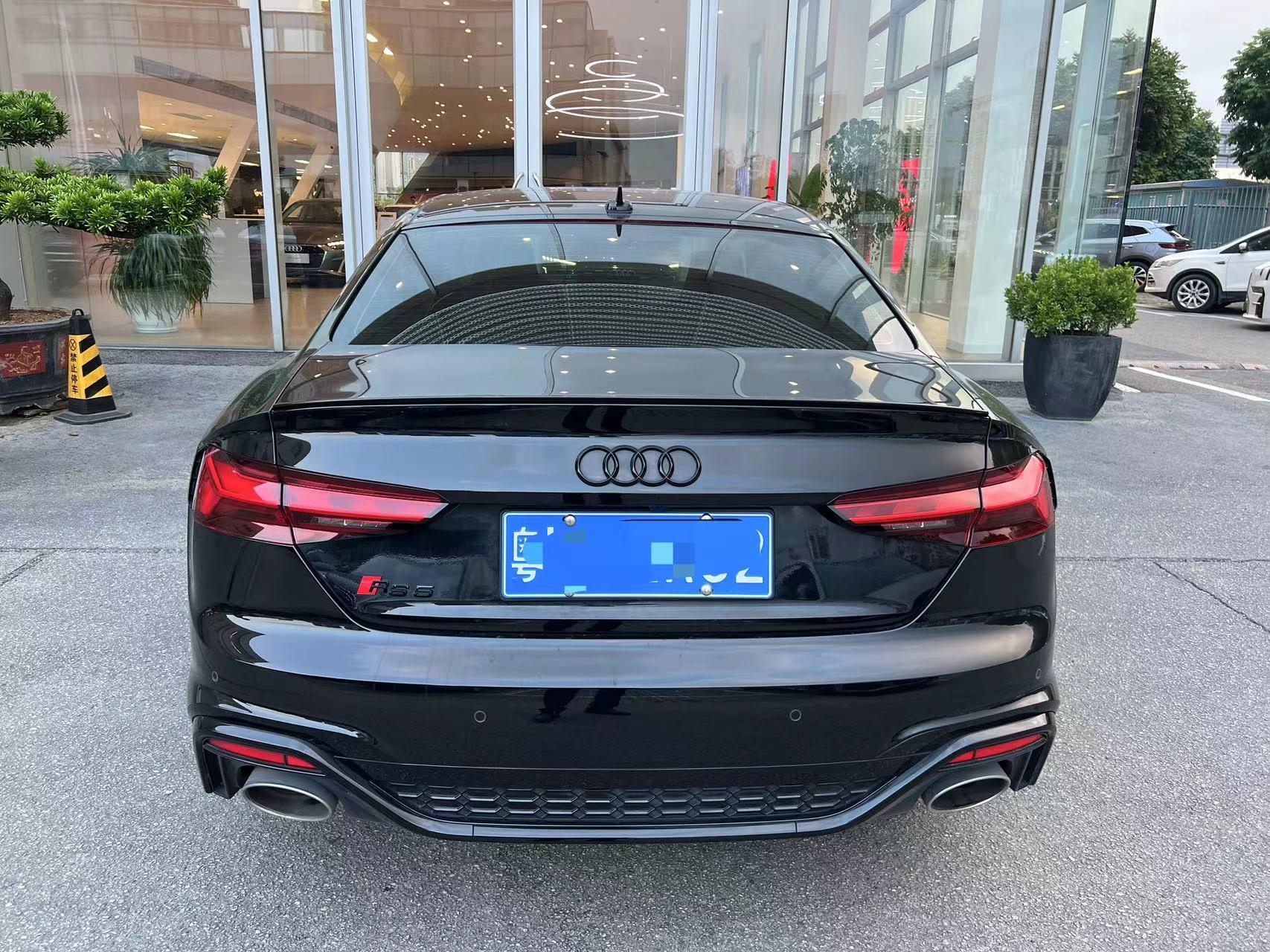 二手奥迪 RS 黑色/黑色 RS5 Coupe 黑曜版 中规版