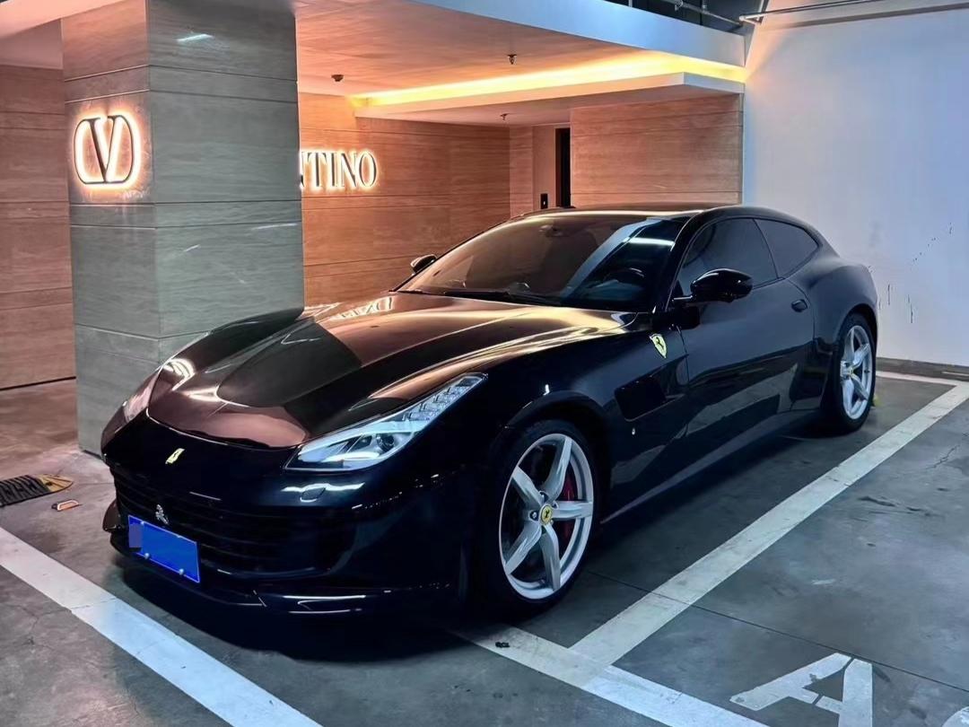二手法拉利 GTC4 Lusso 黑色/红色 2017款 3.9T V8