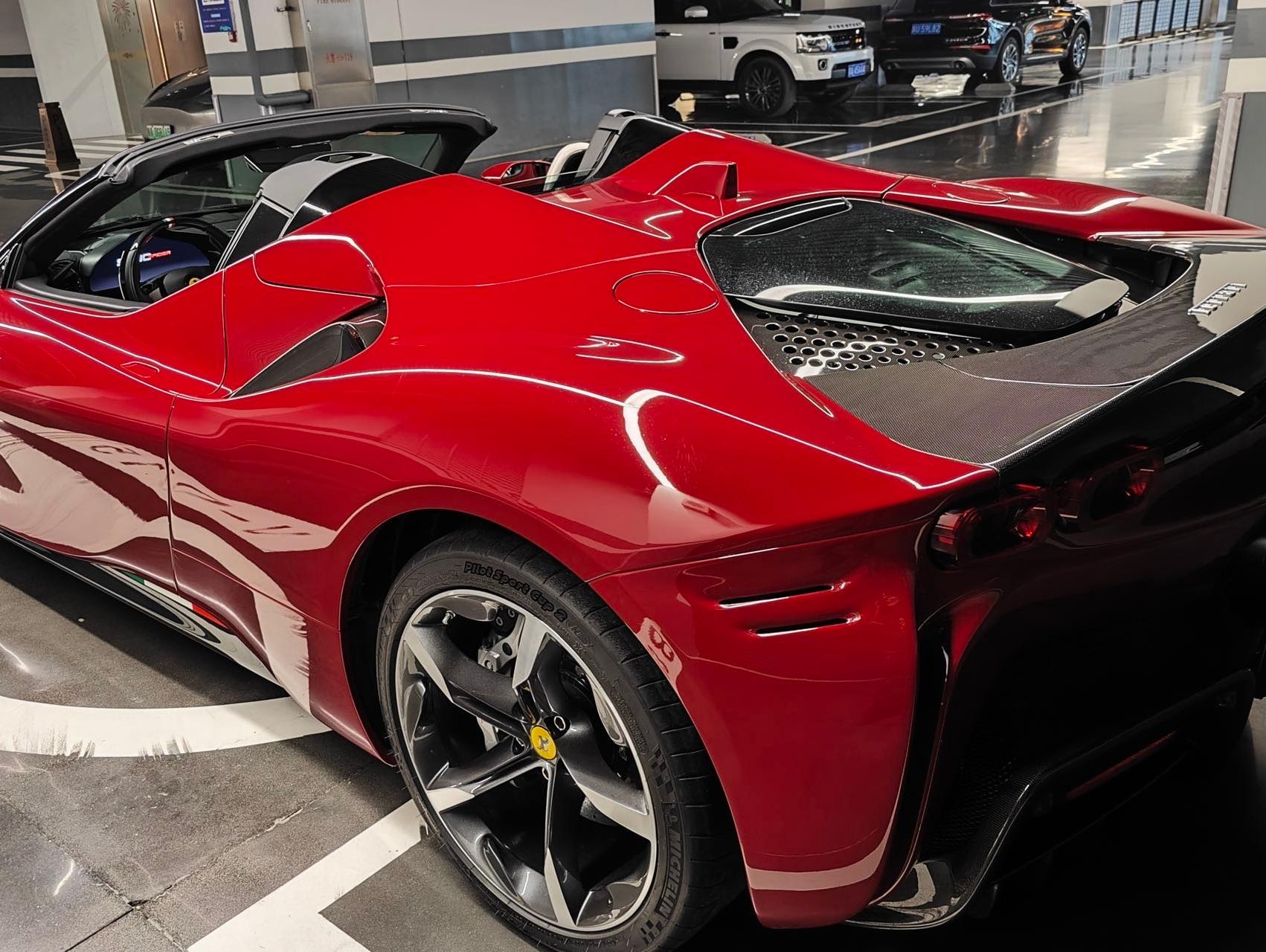 二手法拉利 SF90 红色/白色 2021款 3.9T V8 Spider
