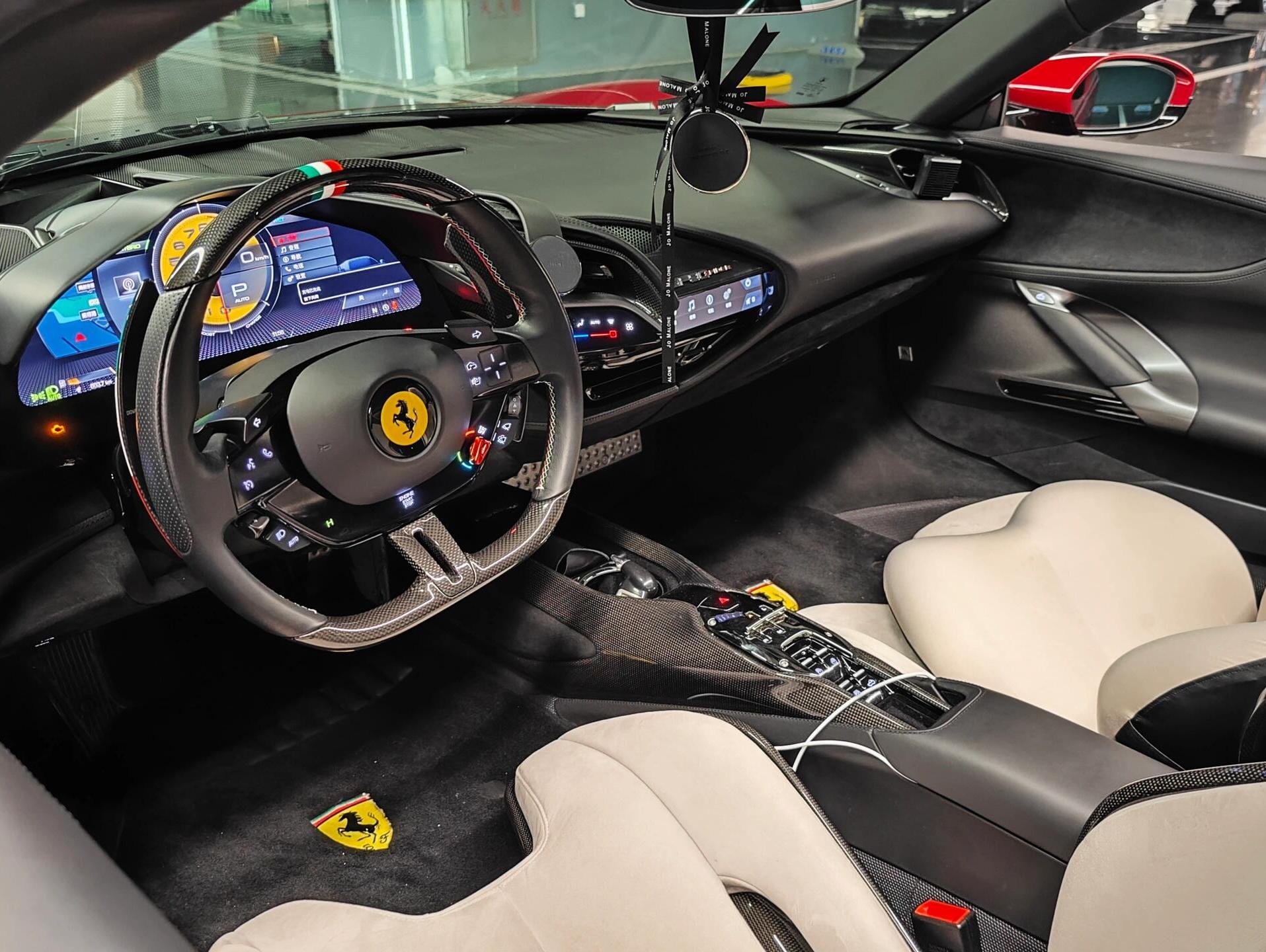 二手法拉利 SF90 红色/白色 2021款 3.9T V8 Spider