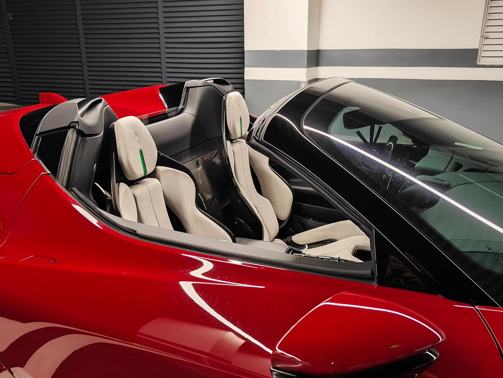 二手法拉利 SF90 红色/白色 2021款 3.9T V8 Spider