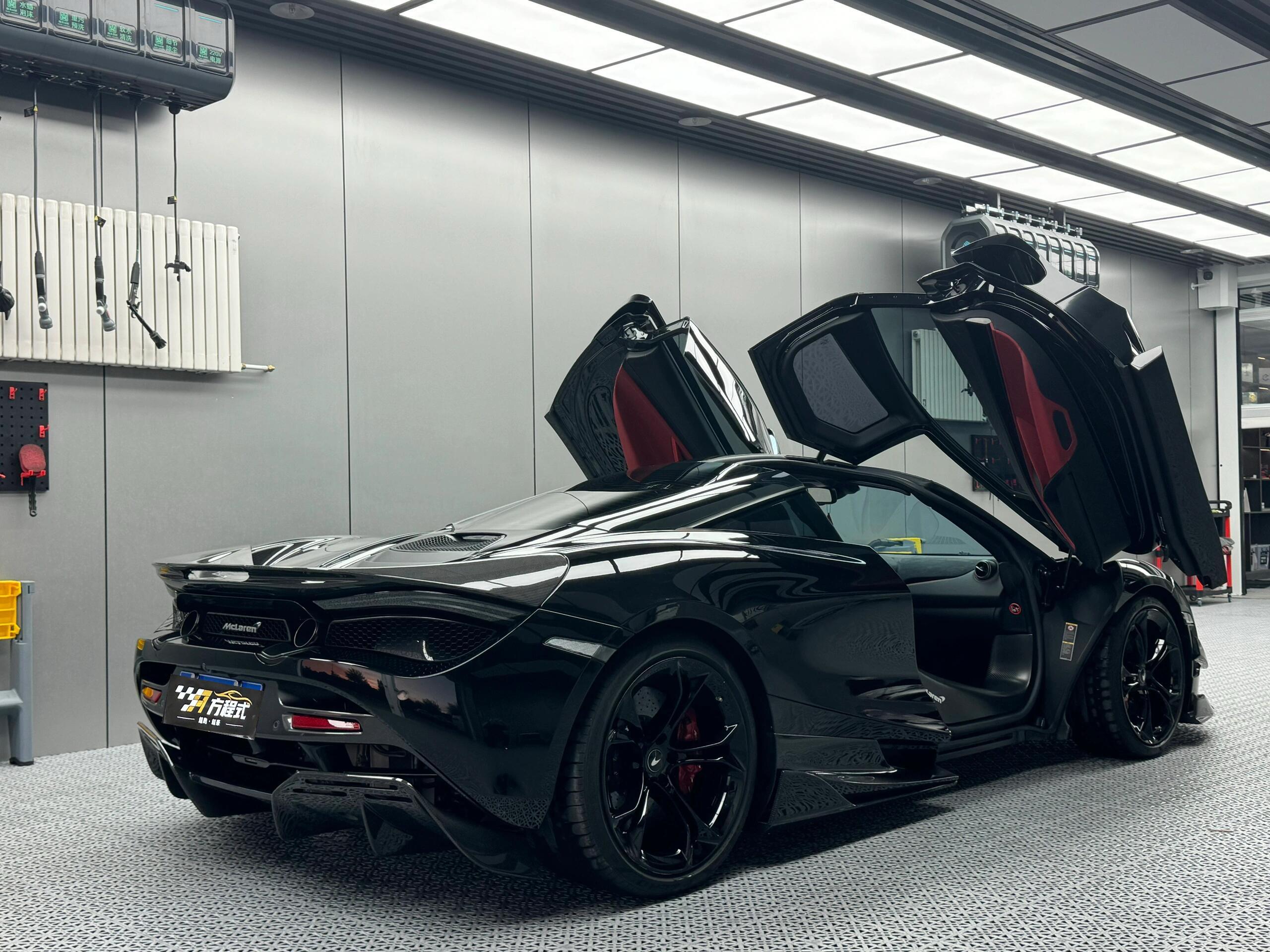 二手迈凯伦 720S 黑色/黑红双拼 2019款 4.0T Coupe