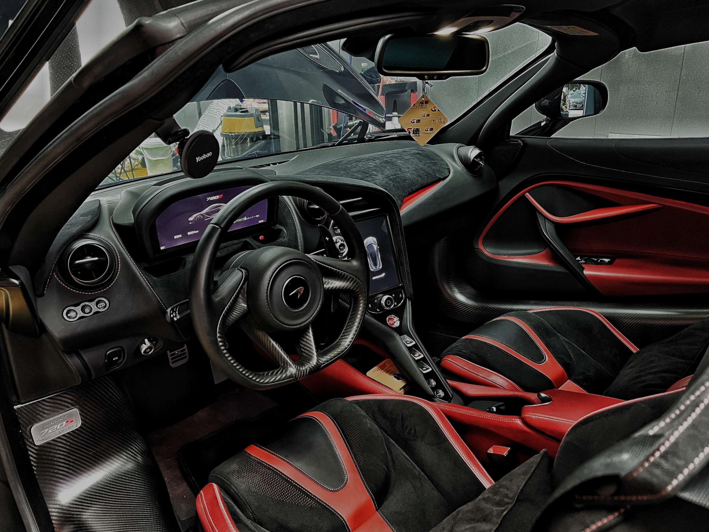 二手迈凯伦 720S 黑色/黑红双拼 2019款 4.0T Coupe