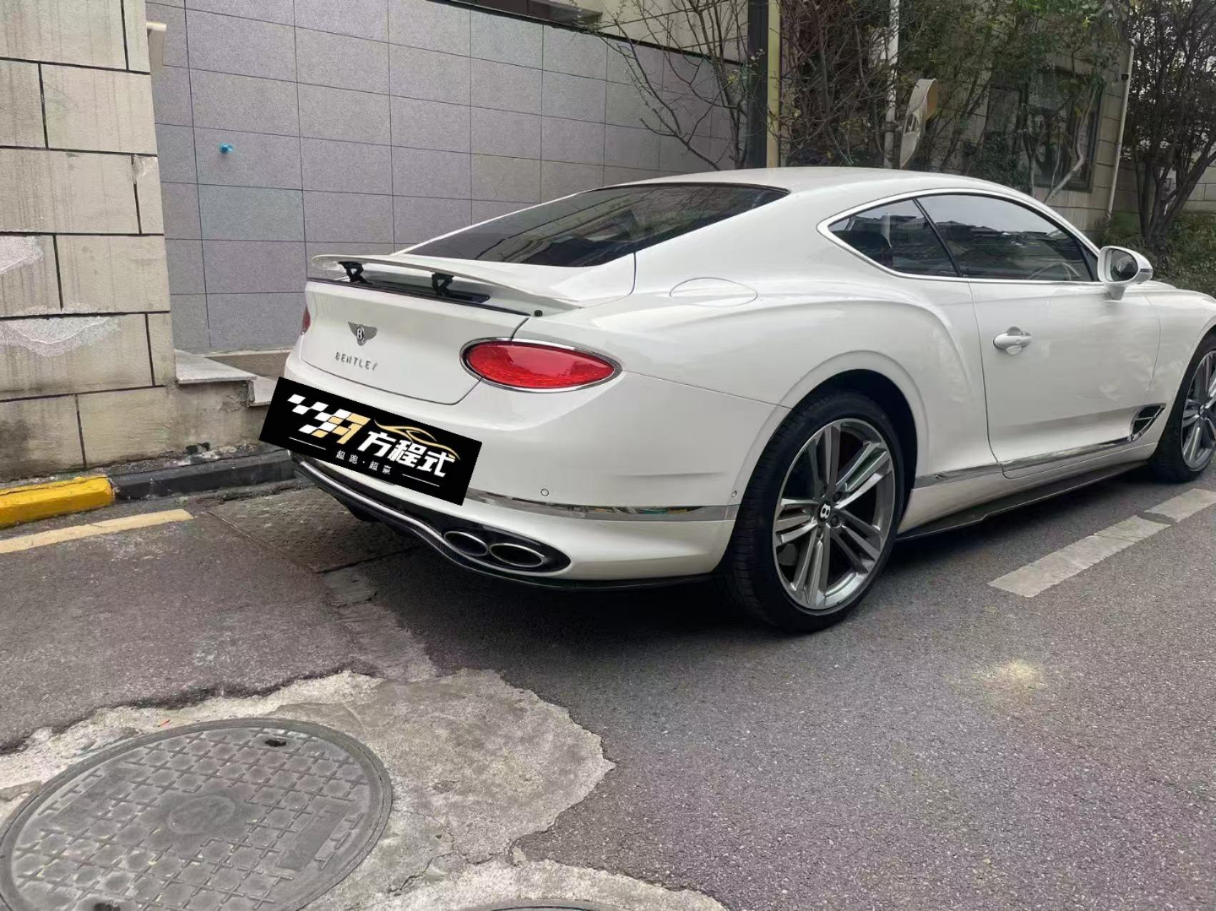二手宾利 欧陆GT 冰川白/红色 2023款 V8 S