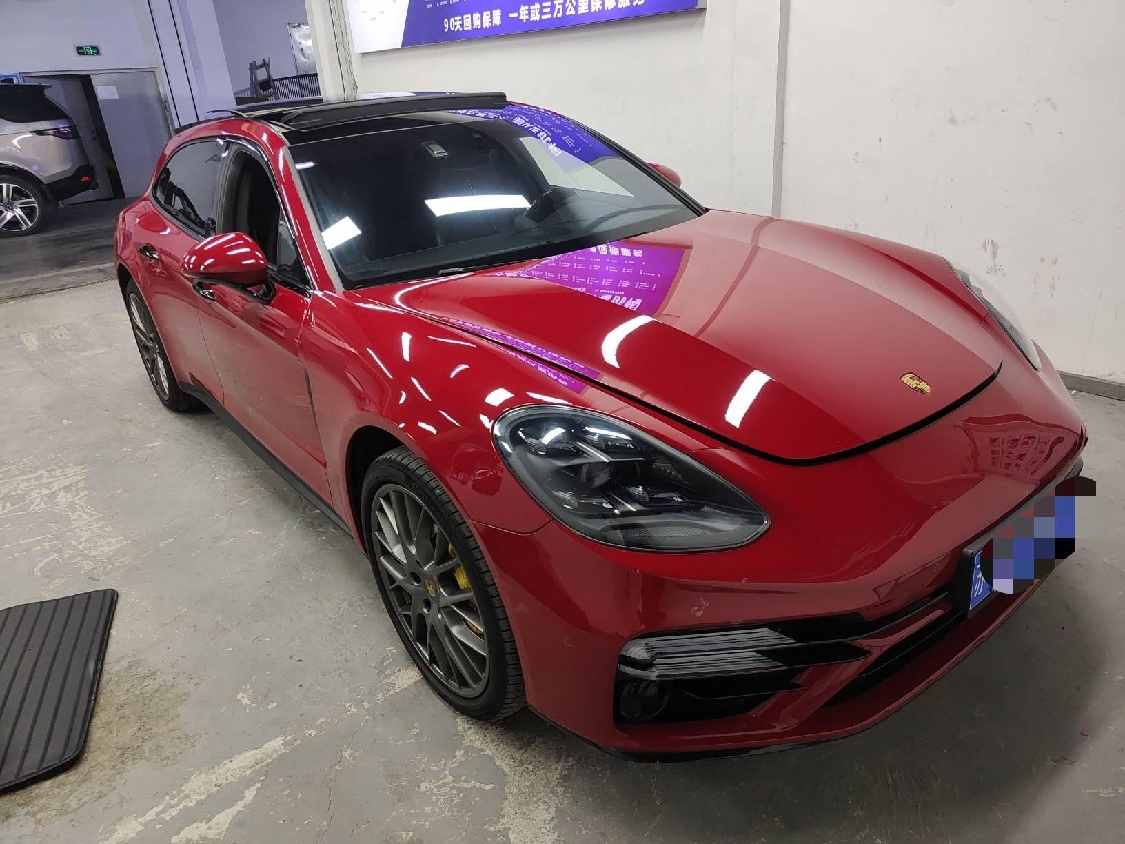 二手保时捷 Panamera 胭脂红/黑色 2017款 4S 猎装版 2.9T