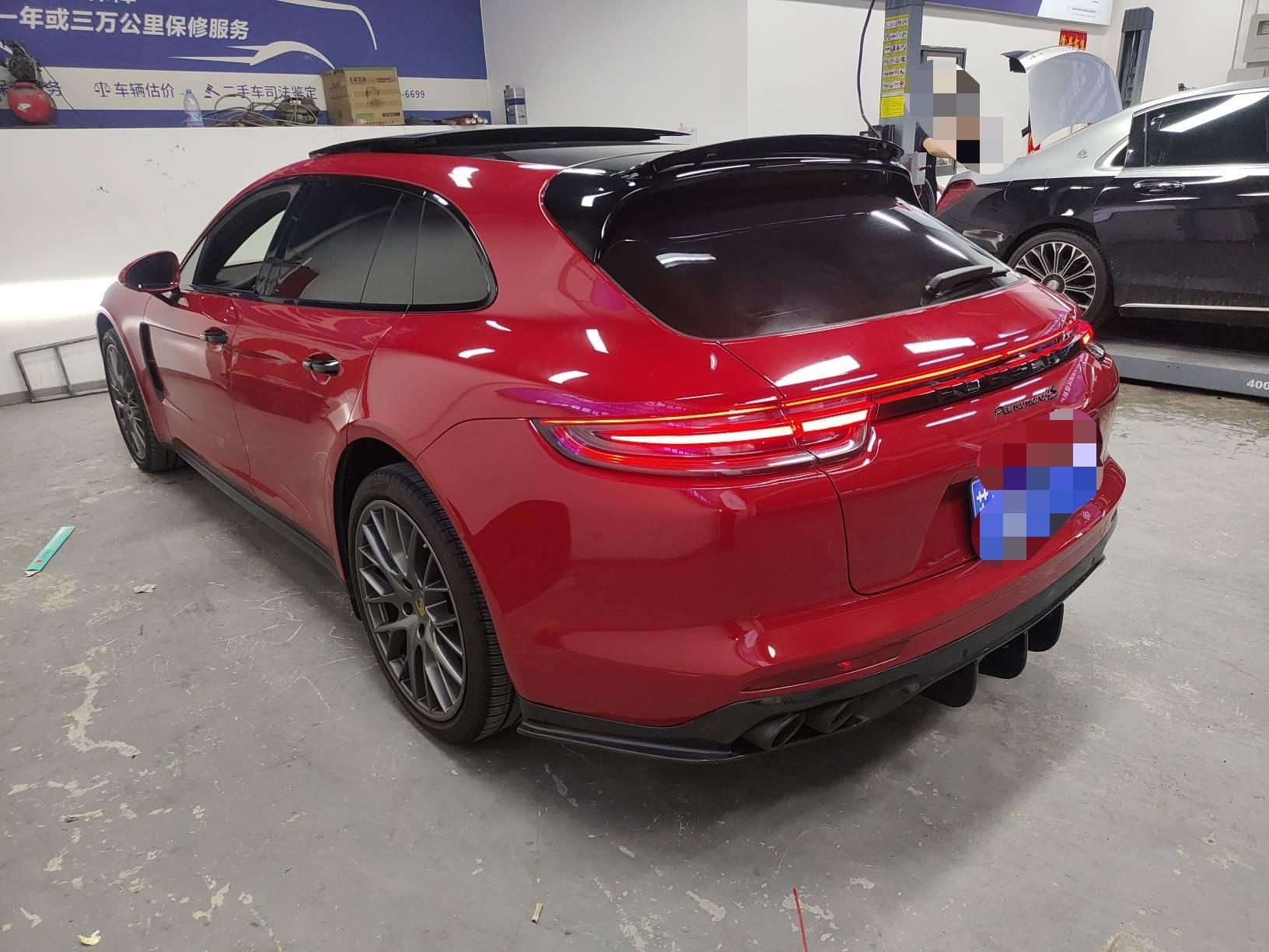 二手保时捷 Panamera 胭脂红/黑色 2017款 4S 猎装版 2.9T