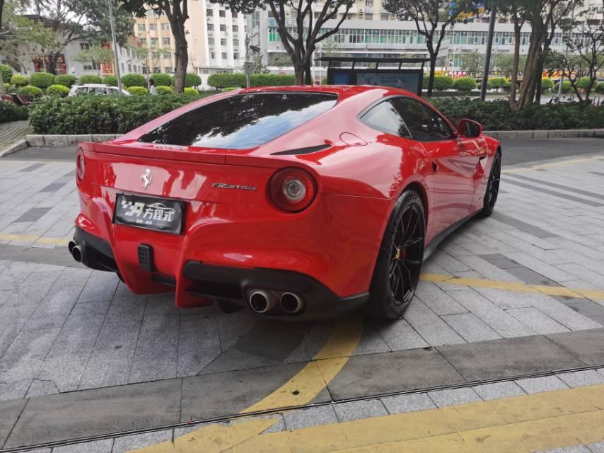 二手法拉利 F12berlinetta 红色/黑色 2013款 6.3L 标准型