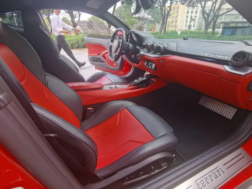 二手法拉利 F12berlinetta 红色/黑色 2013款 6.3L 标准型
