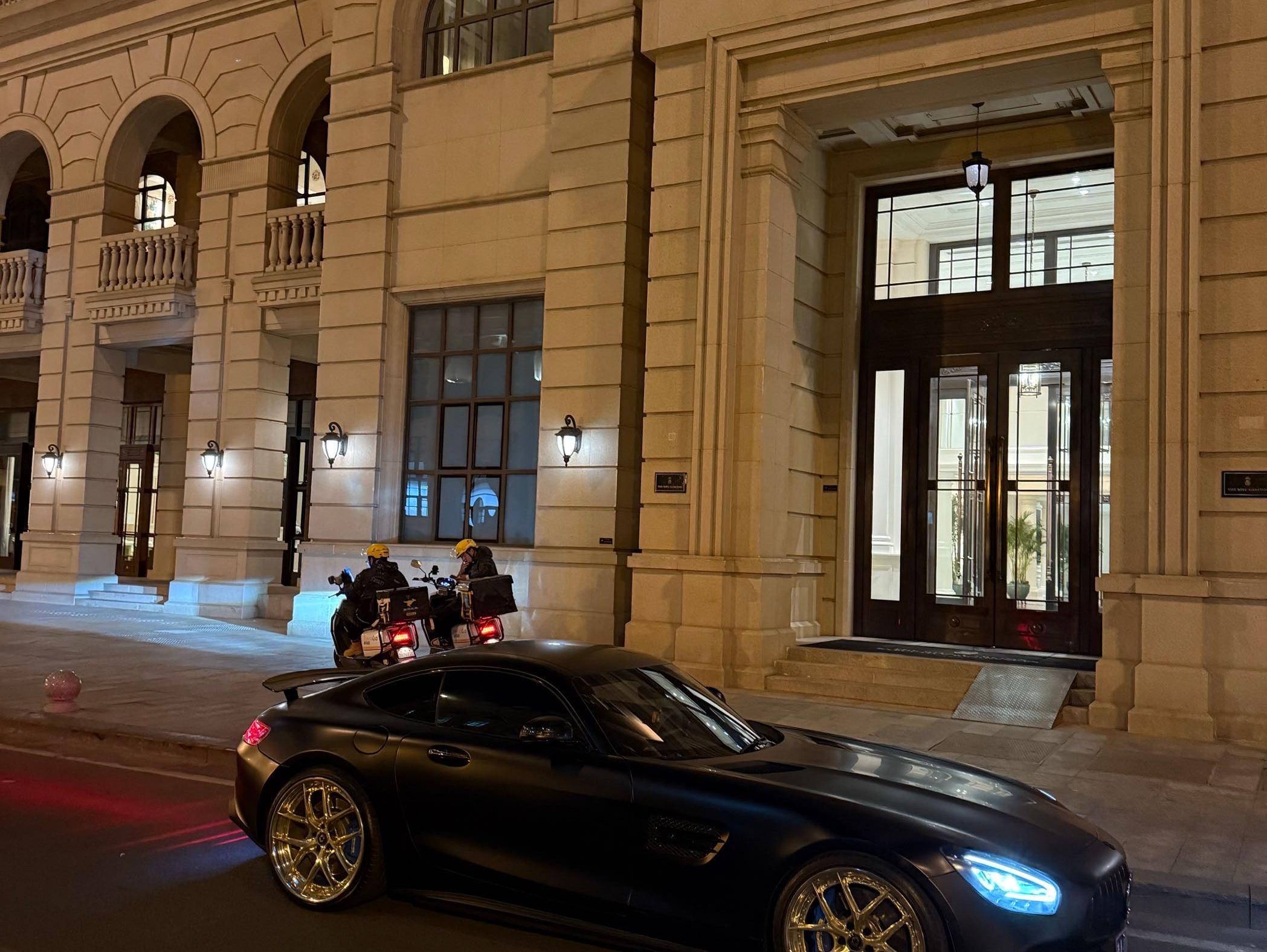 二手奔驰 AMG GT 灰色/黑色 2021款 暗夜特别版