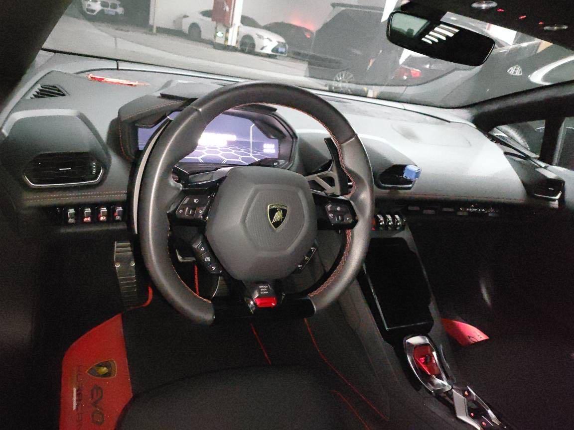 二手兰博基尼 Huracán 黑色/黑色 2020款 Huracán EVO RWD