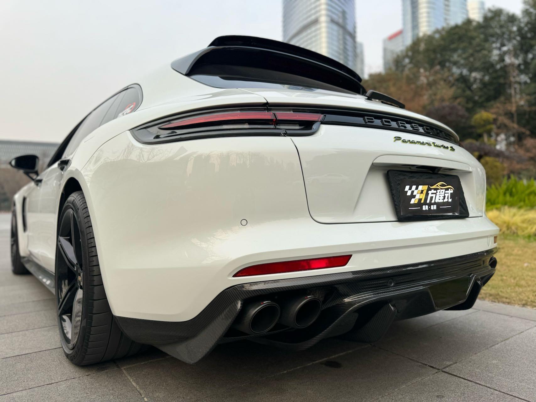二手保时捷 Panamera 蓝色/棕色 Panamera Turbo EHybridSport Turismo 4.0T2022款 中规版