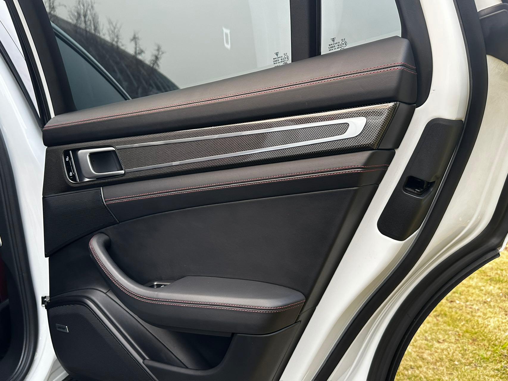 二手保时捷 Panamera 蓝色/棕色 Panamera Turbo EHybridSport Turismo 4.0T2022款 中规版