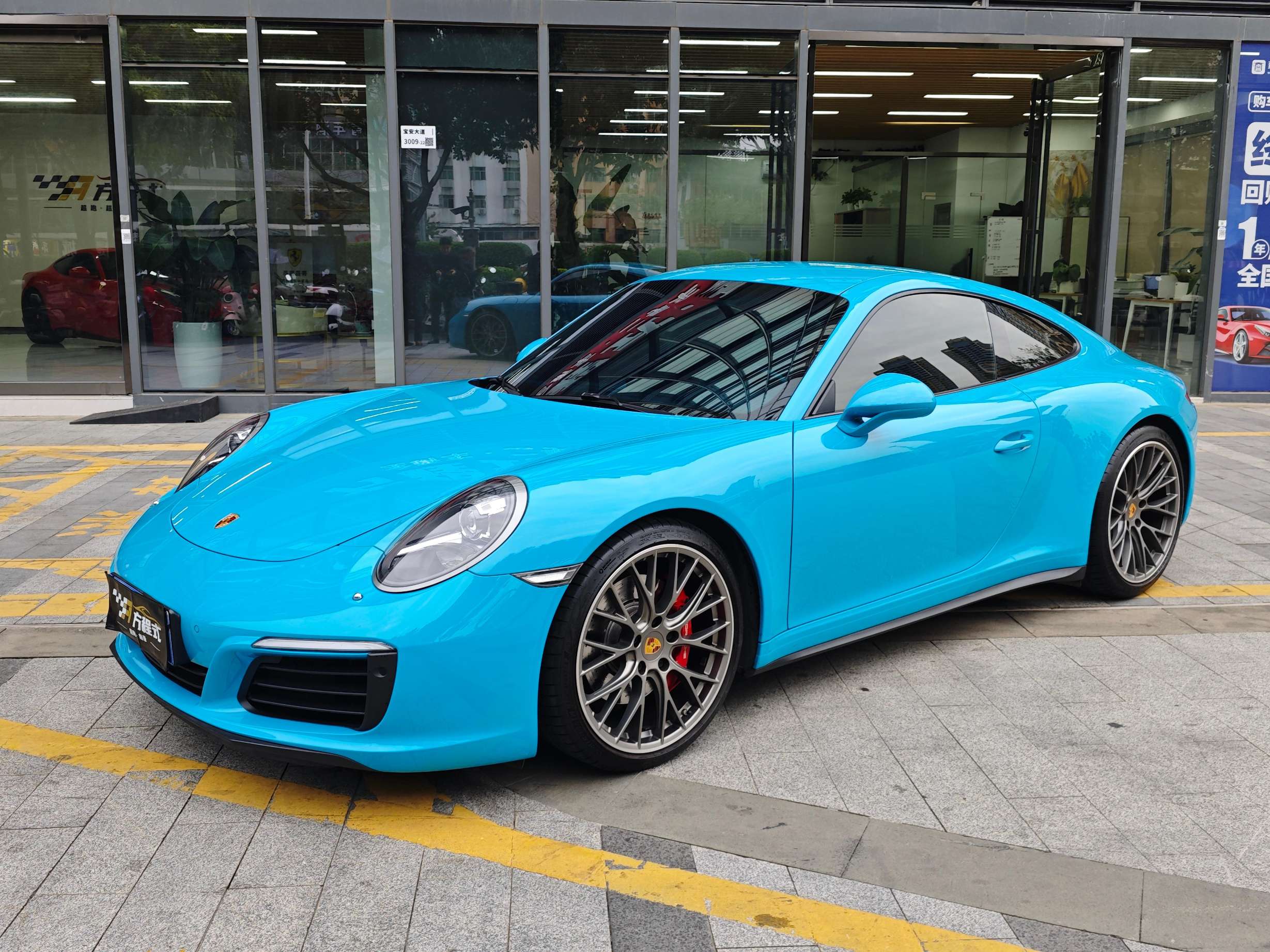 二手保时捷 911 迈阿密蓝/黑色 Carrera 4s  中规版
