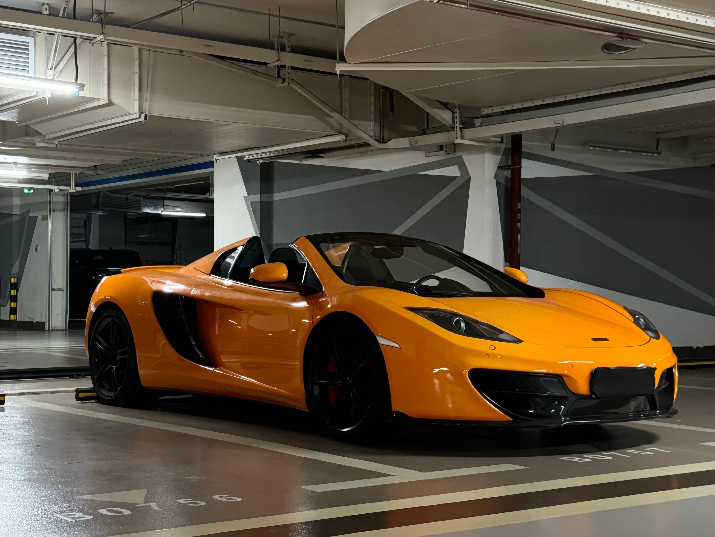 二手迈凯伦 MP4-12C 黄色/黑色 2013款 3.8T COUPE