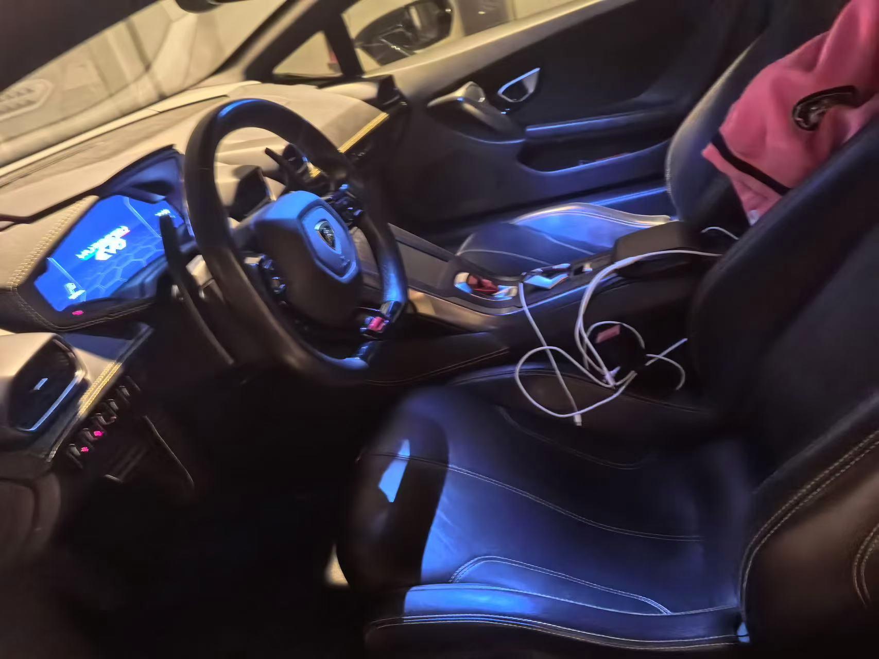 二手兰博基尼 Huracán 黄色/黑色 2020款 Huracán EVO RWD