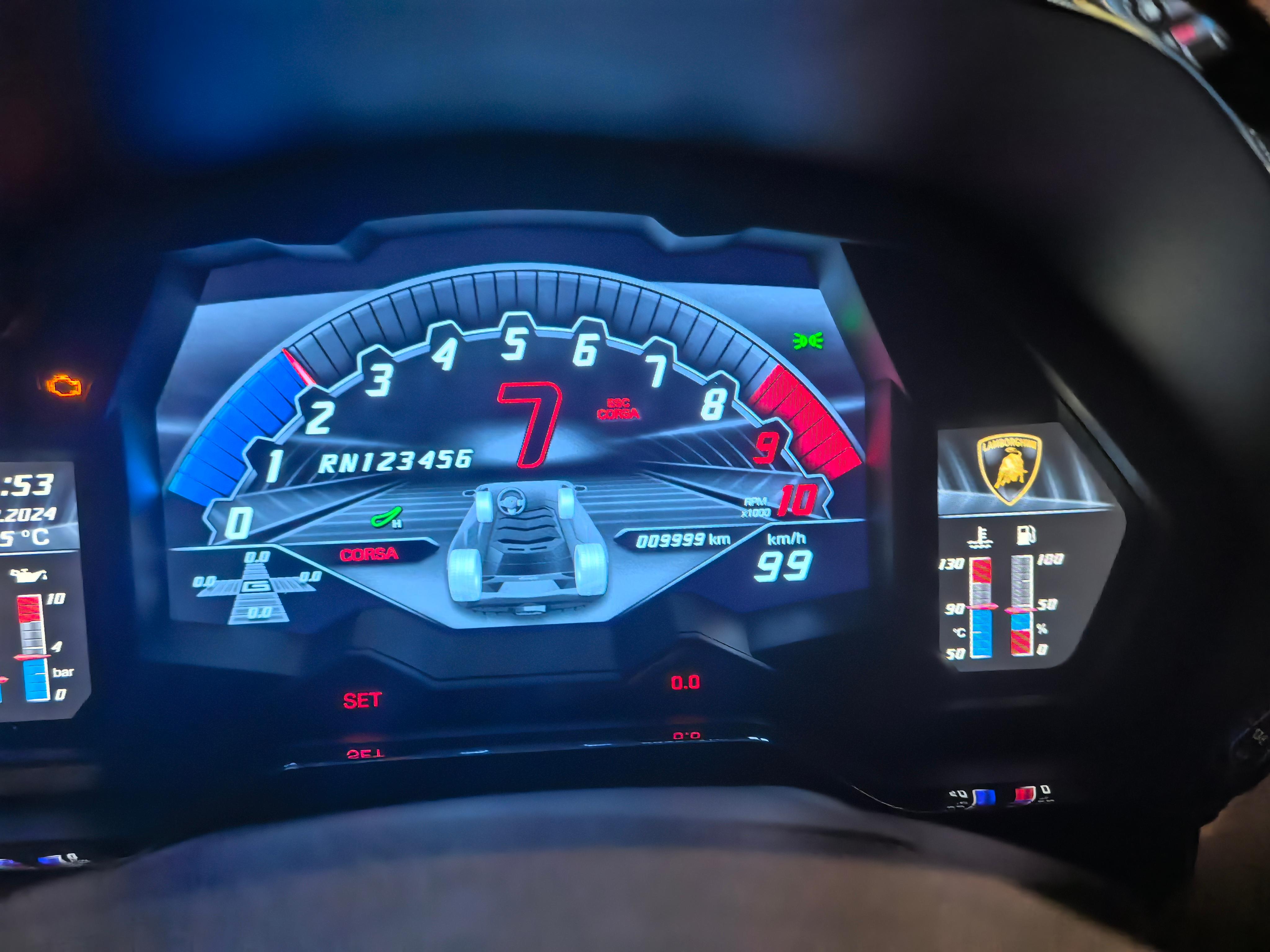 二手兰博基尼 Aventador 红色/黑红 2017款 Aventador S