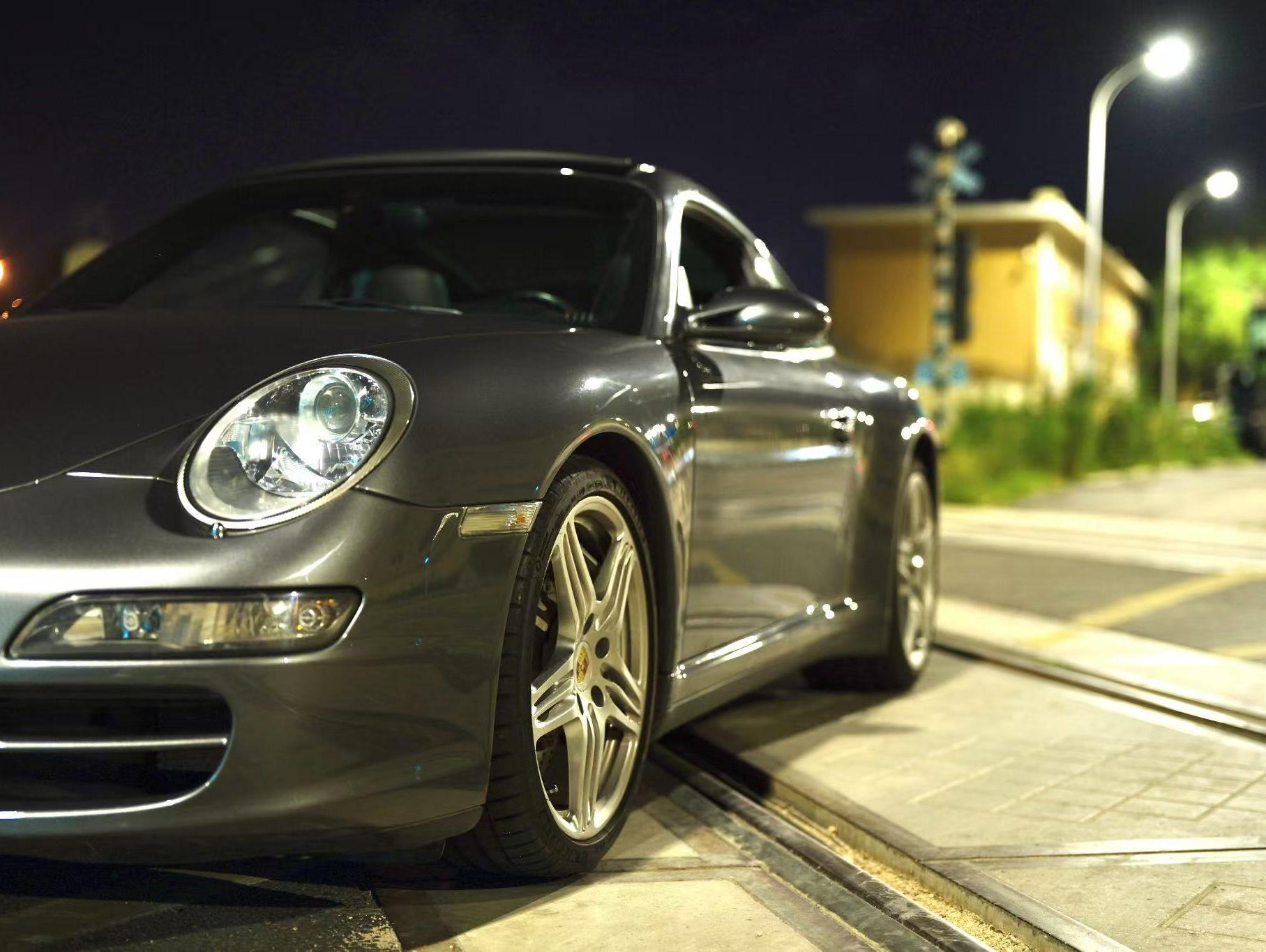二手保时捷 911 玄武岩黑金属漆/黑色 Targa  4  3.6L  中规版