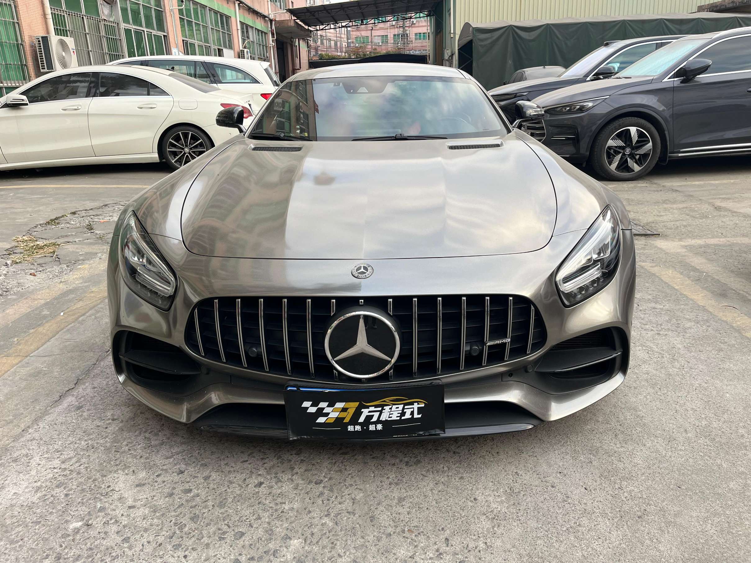 二手奔驰 AMG GT 黑色/红色 2019款