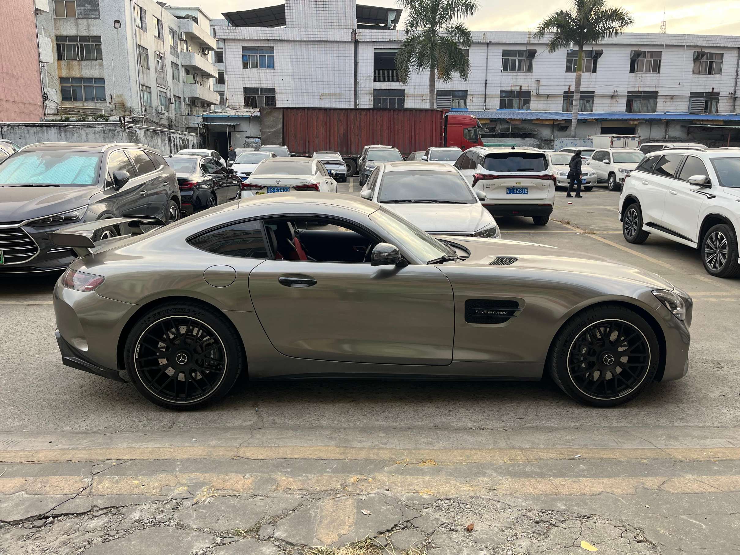 二手奔驰 AMG GT 黑色/红色 2019款