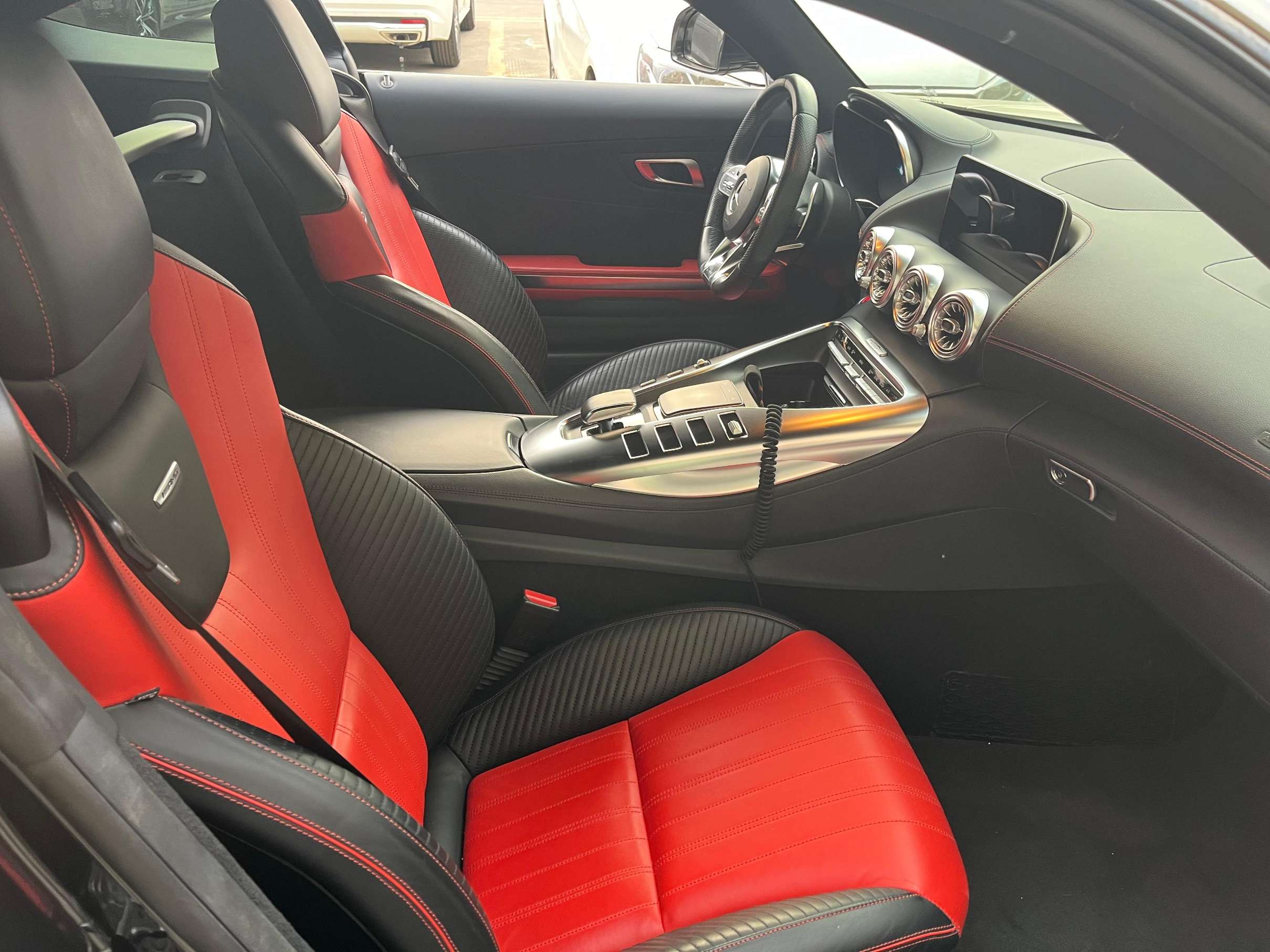 二手奔驰 AMG GT 黑色/红色 2019款
