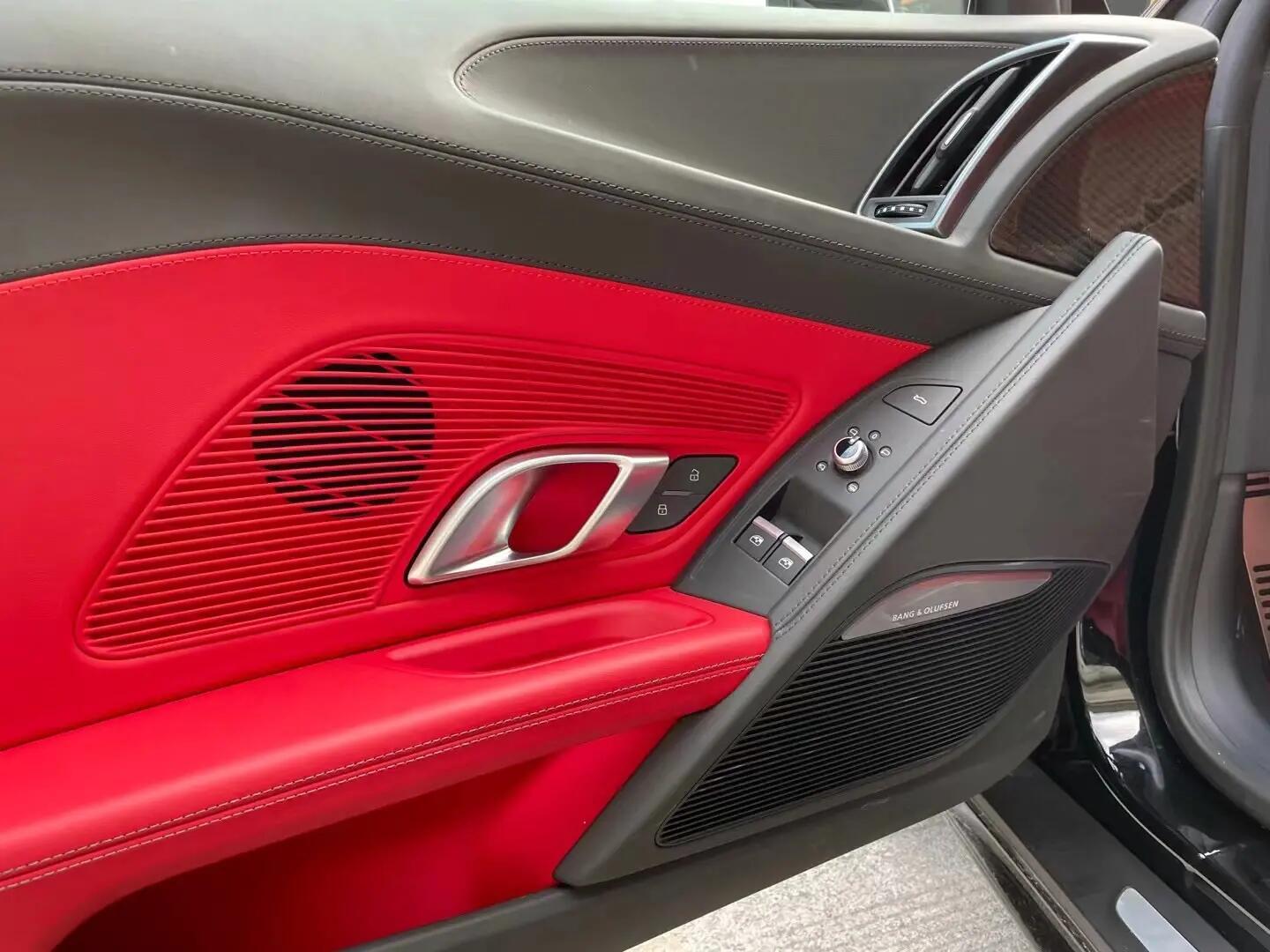 二手奥迪 R8 黑色/红色 2022款 5.2L Coupe Performance