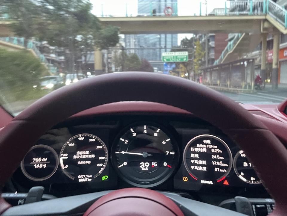 二手保时捷 911 灰色/红色 2022款 Targa 4 3.0T