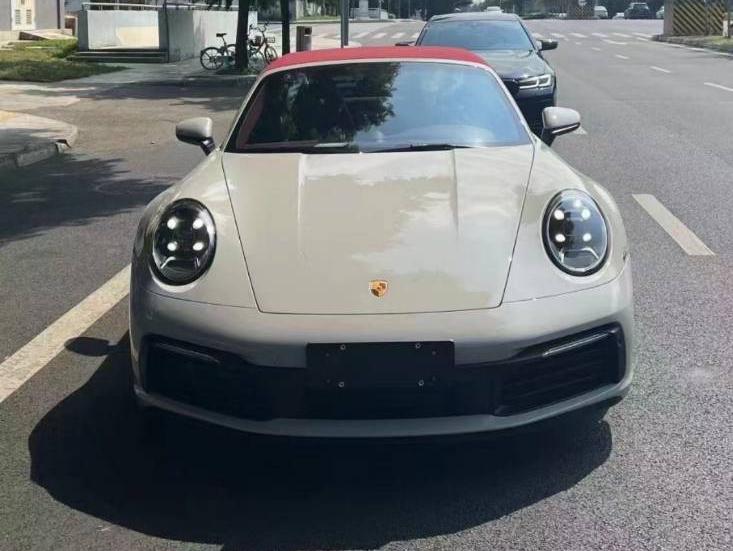 二手保时捷 911 灰色/红色  2022款 Targa 4 3.0T