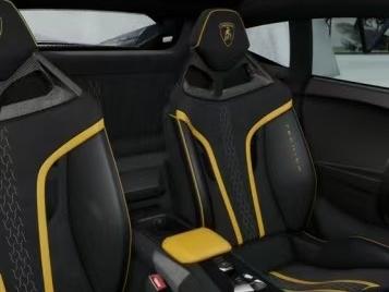 二手兰博基尼 Huracán 黑色/黑黄 Tecnica 中规版