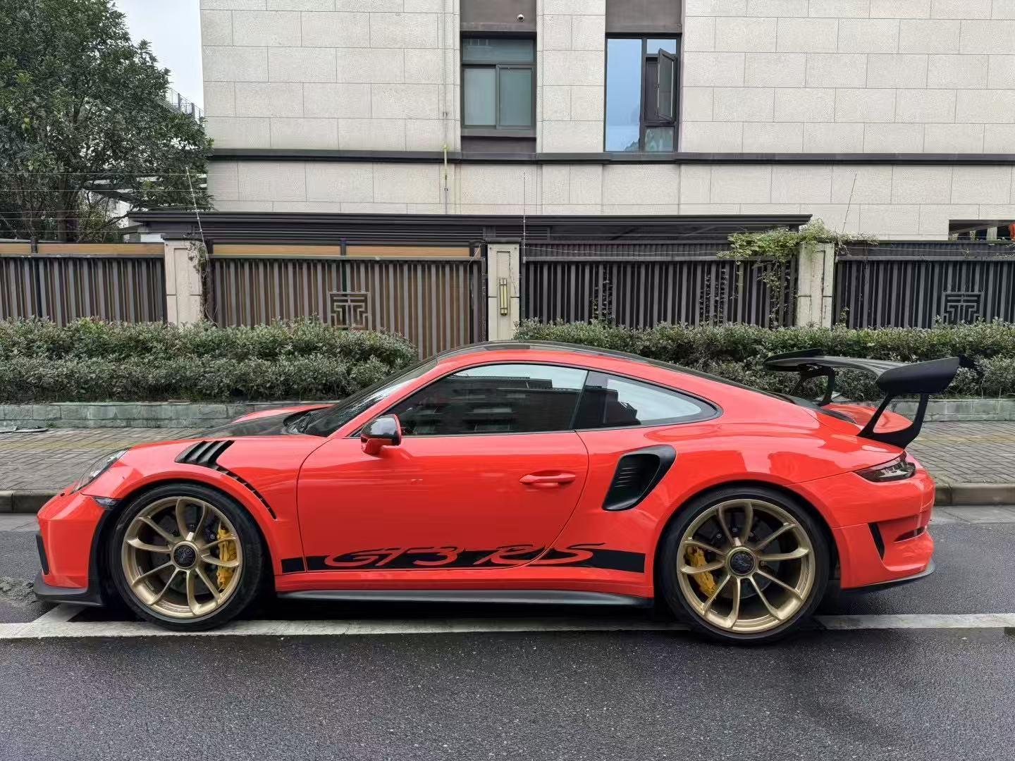 二手保时捷 911 熔岩橙/黑色 GT3RS 中规版