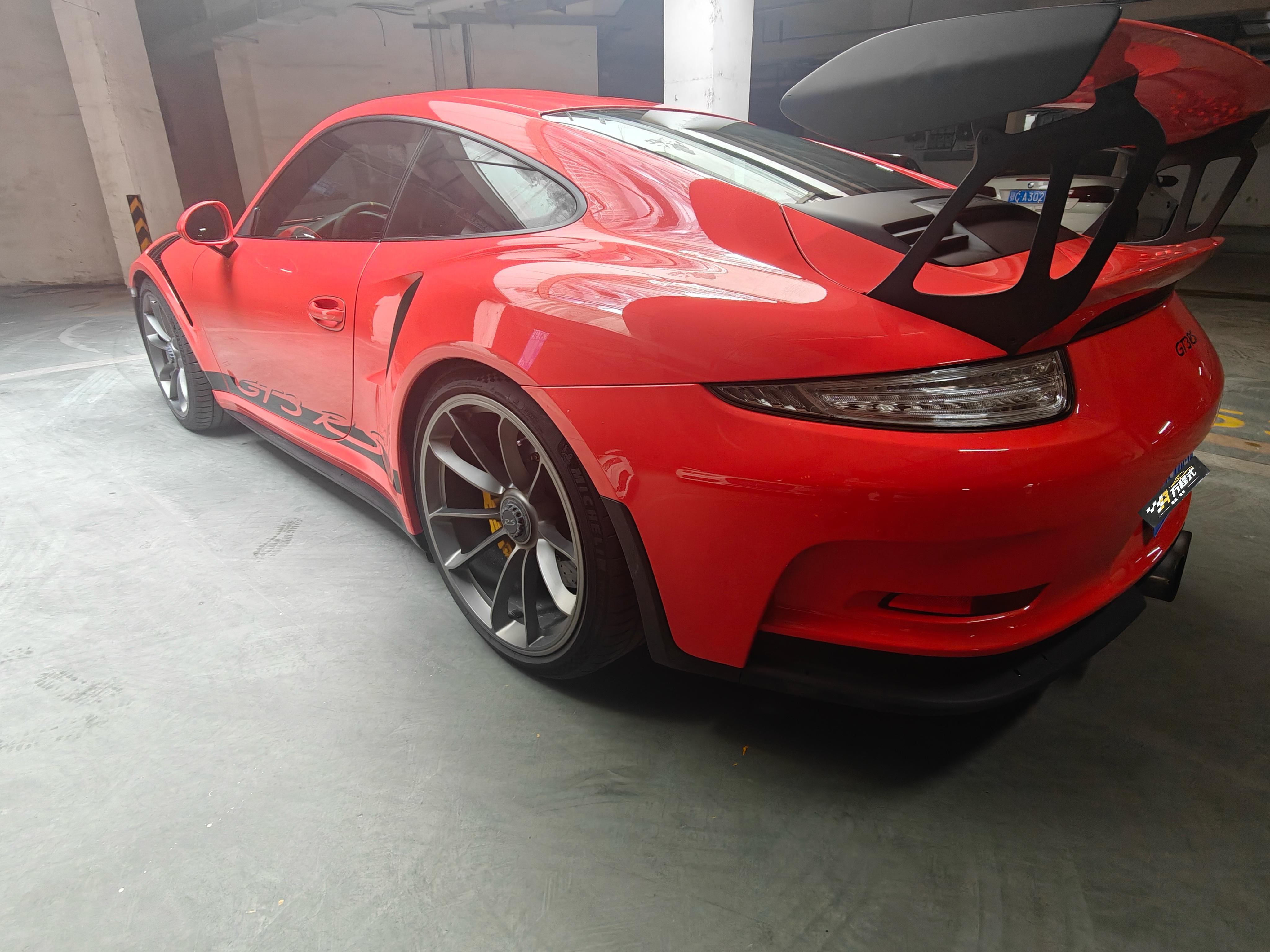 二手保时捷 911 熔岩橙/黑橙 GT3 RS 中规版