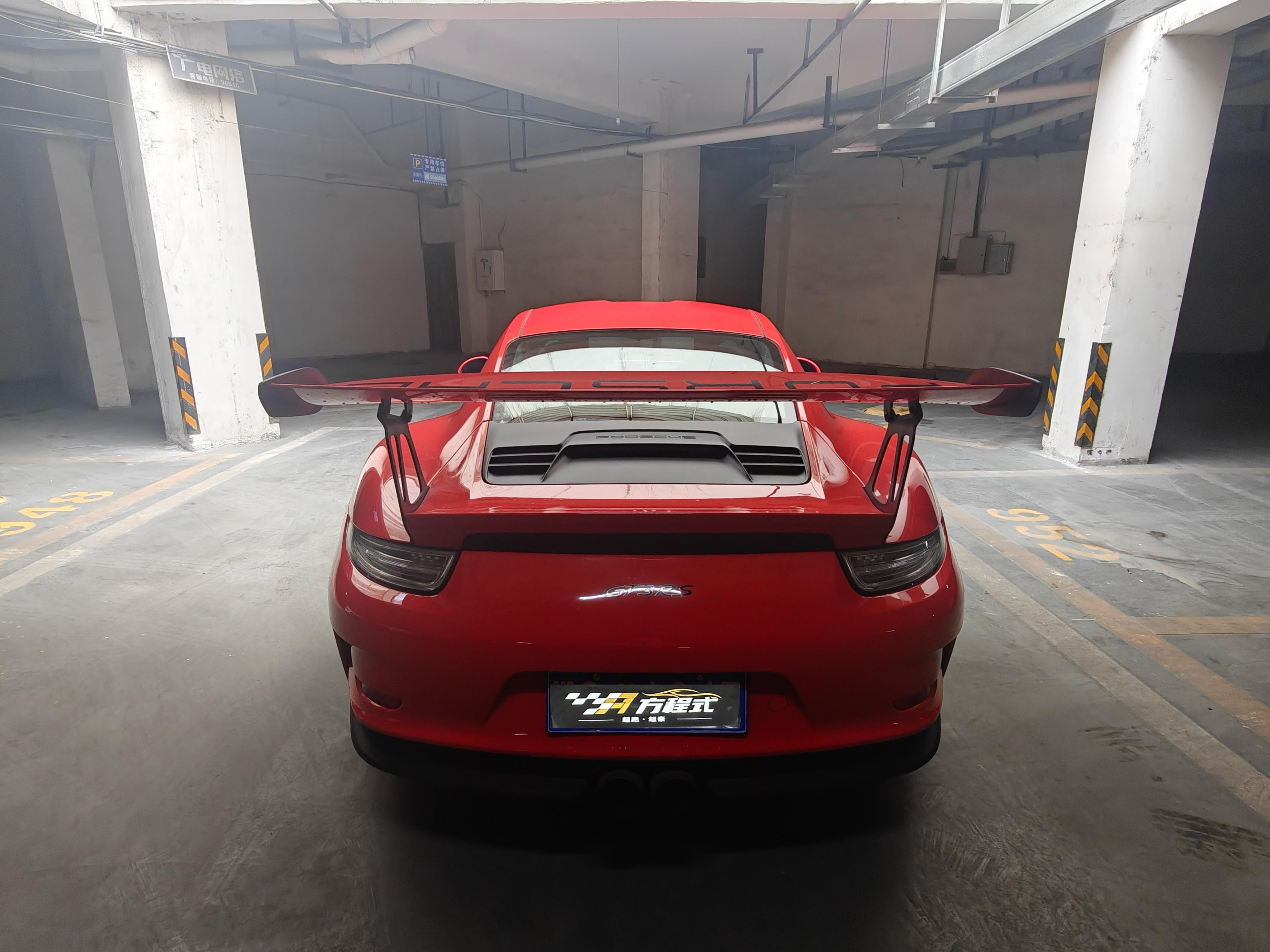 二手保时捷 911 熔岩橙/黑橙 GT3 RS 中规版